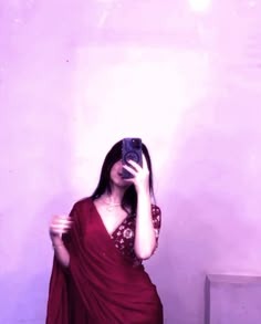 Aesthetic Hidden Face Girl Pic Black & White