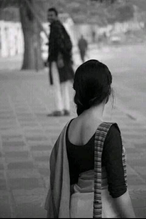 Aesthetic Hidden Face Girl Pic Black & White