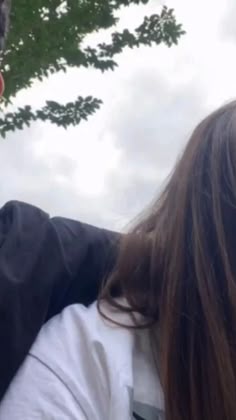 Hidden Face Girl Pic