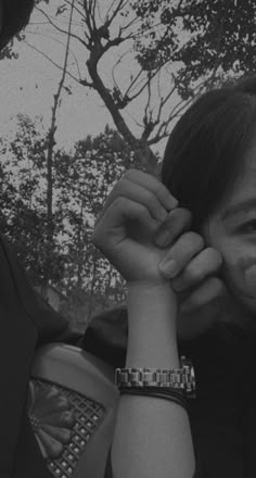 Hidden Face Girl Pic