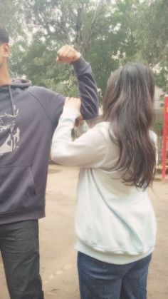 Hidden Face Girl Pic