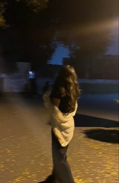 Hidden Face Girl Pic