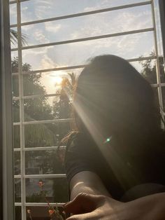 Hidden Face Girl Pic