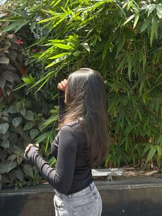 Hidden Face Girl Pic