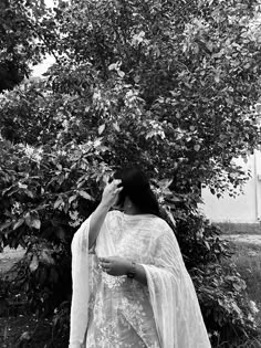 Hidden Face Girl Pic