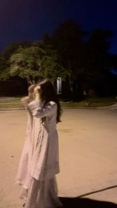 Hidden Face Girl Pic