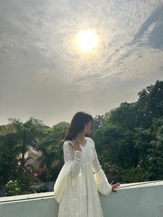 Hidden Face Girl Pic