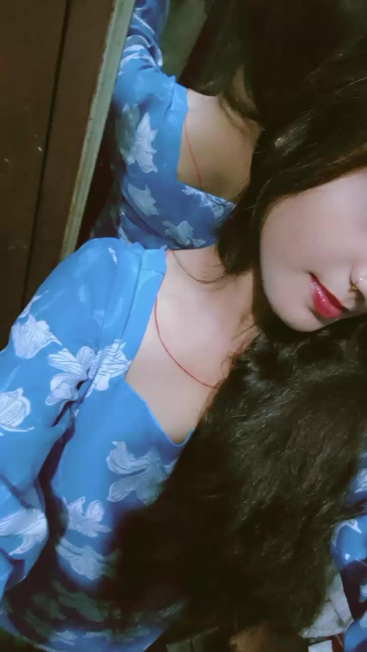 Hidden Face Girl Pic