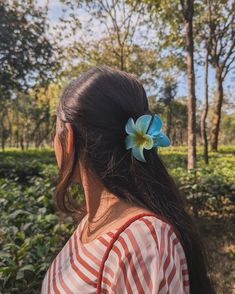 Hidden Face Girl Pic