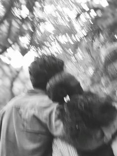 Hidden Face Girl Pic